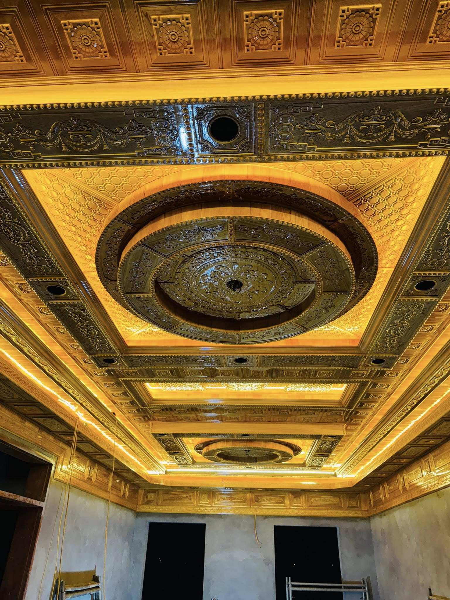 bảo dưỡng trần gỗ tự nhiên